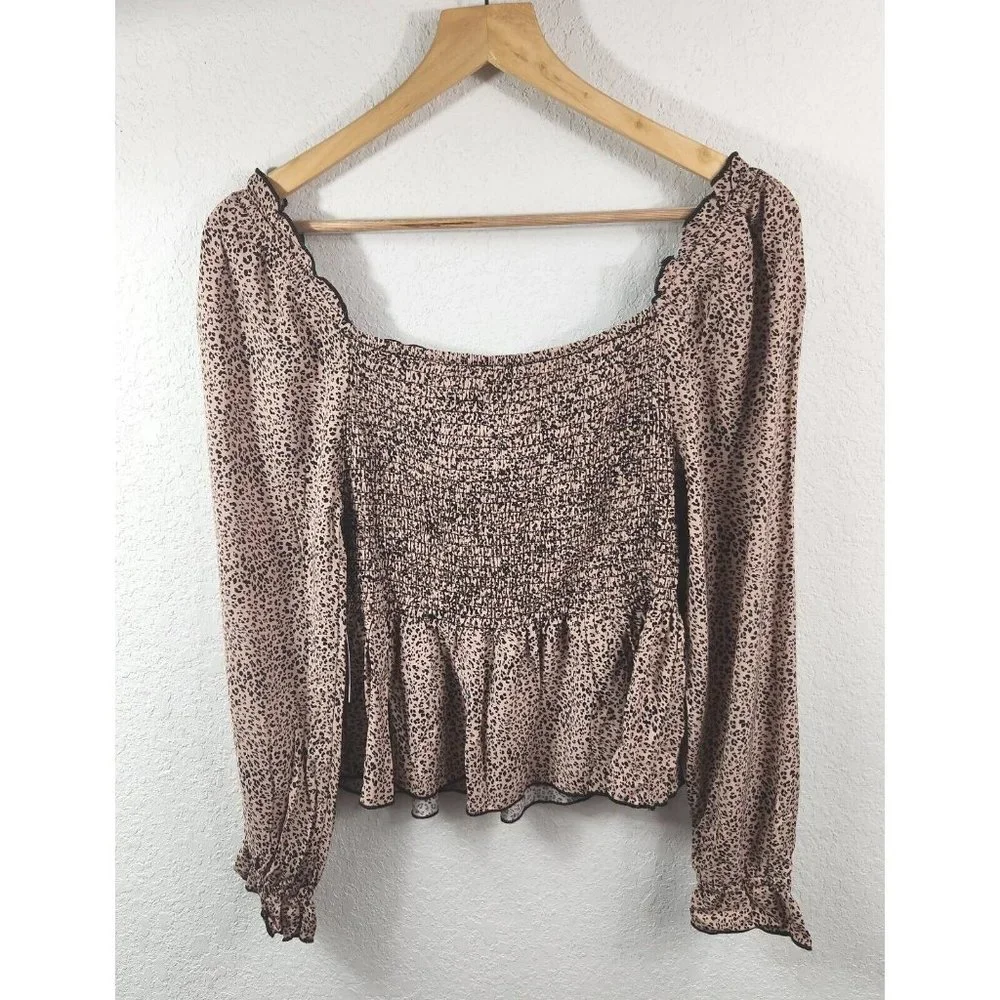 Urban Romantics Women's Leopard Print Baby Doll Top Ruffle Sleeves Size Medium